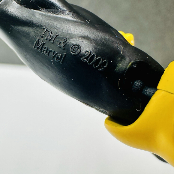 Marvel Universe Cyclops Secret Wars Comic Pack 3.75" X-Men Figure 2009 Loose - Picture 6 of 6